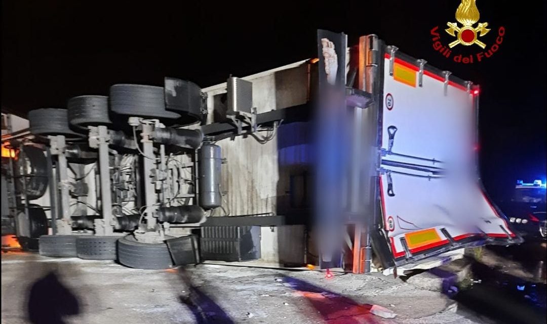 Formia – Incidente sulla superstrada, due feriti Formia – Incidente sulla superstrada, due feriti