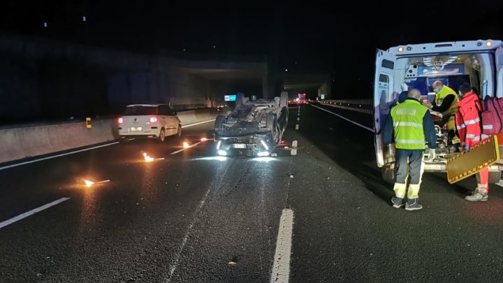 Incidente in autostrada a San Vittore del Lazio, 4 auto coinvolte
