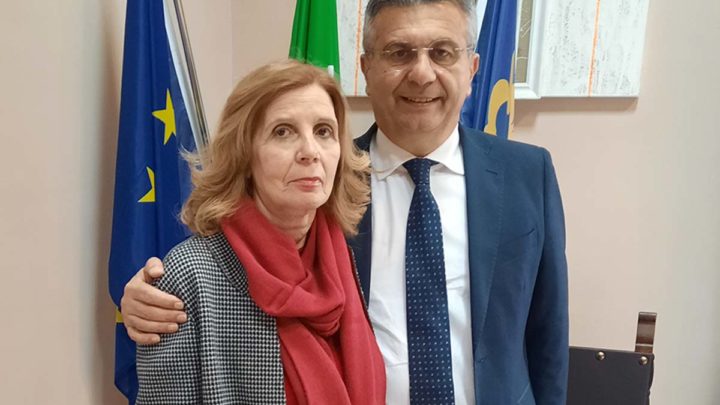 Franca Pirollo va in pensione dopo 37 anni di servizio al Comune di Cassino