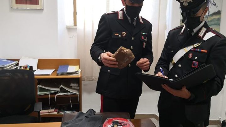 Mezzo chilo di cocaina sequestrato durante spaccio a Latina, arrestato 50enne