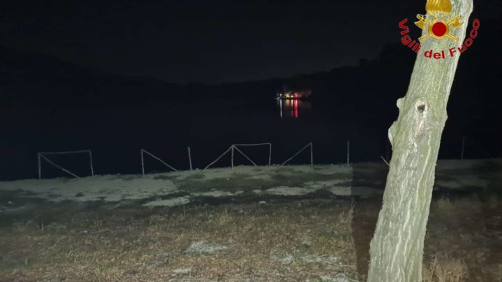 Dopo tre giorni di ricerche trovato il corpo senza vita del giovane pescatore scomparso in località Torcino a Ciorlano