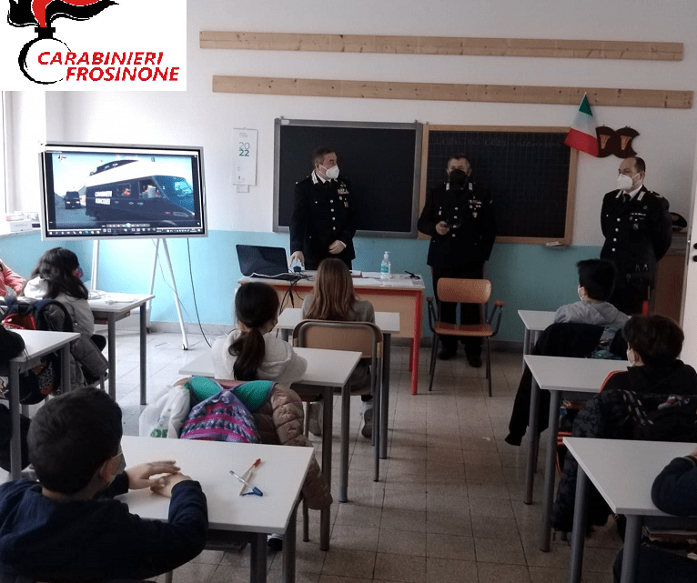 Sgurgola – Carabinieri in classe contro il bullismo