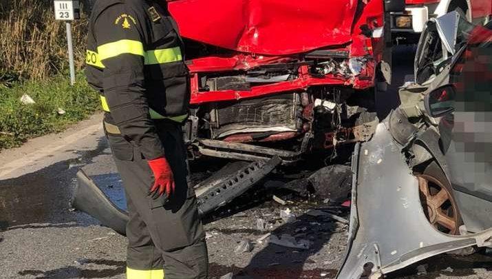 Incidente stradale sulla domiziana tra Mondragone e Castel Volturno, muore 49enne