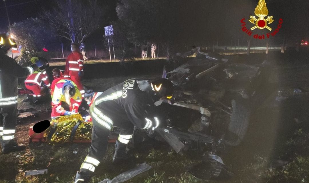 Incidente stradale a Sabaudia, feriti tre cittadini stranieri