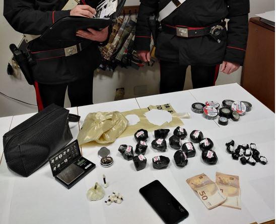 Sorpreso con oltre un chilo di cocaina, arrestato 46enne a Sabaudia