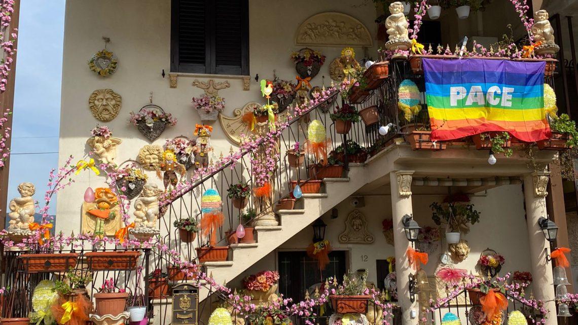 La casa dei Pallucci a Cassino si veste di Pasqua e di pace