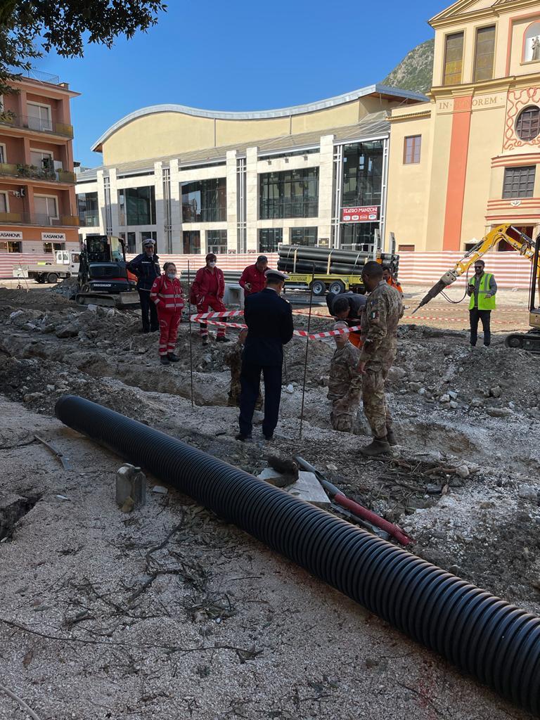 Ordigno bellico rinvenuto durante i lavori in piazza Diamare