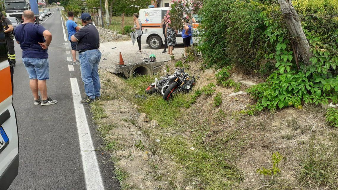 Incidente stradale su via Casilina a Cervaro, grave un centauro