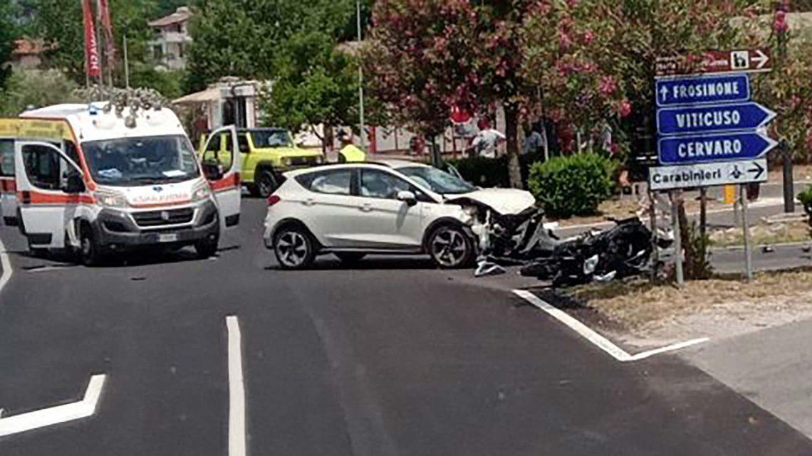 Scontro auto scooter a Cervaro, centauro elitrasportato