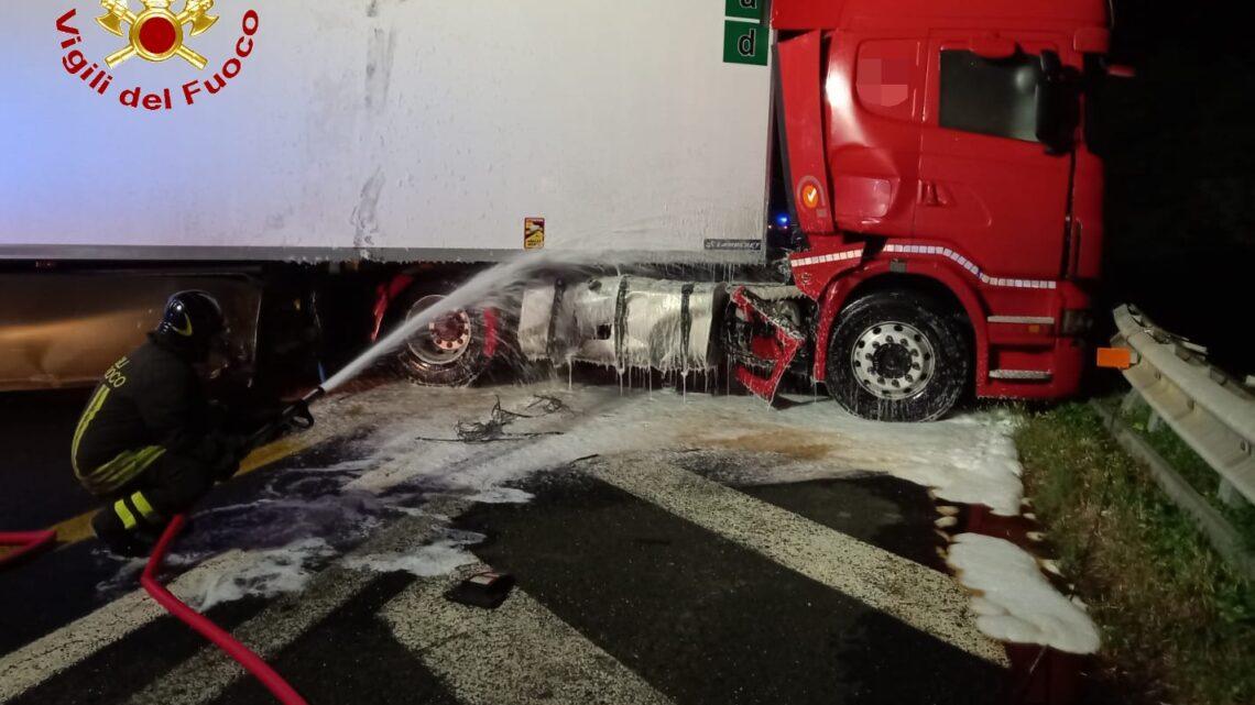 Incidente nella notte in A1, autostrada chiusa a Capua