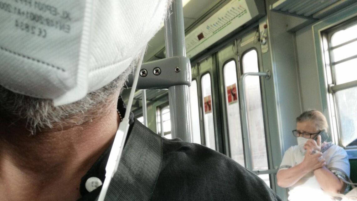 Covid: controlli delle mascherine sui mezzi pubblici a Roma, 29 sanzioni in poche ore