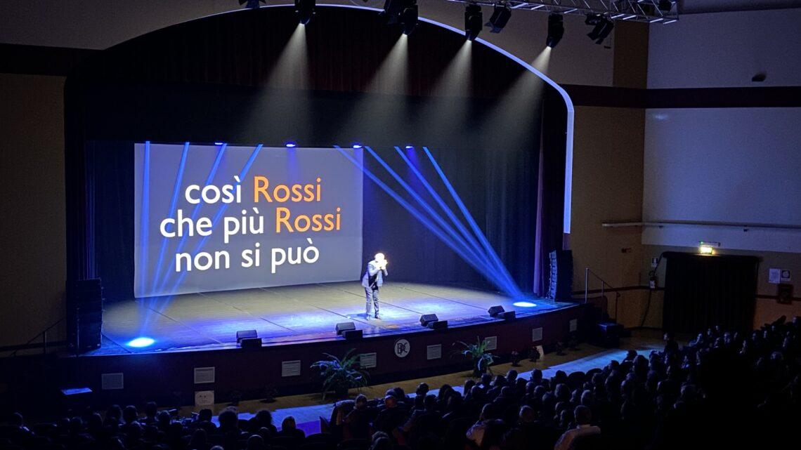 Grande successo l’inaugurazione della stagione teatrale al Manzoni con Riccardo Rossi