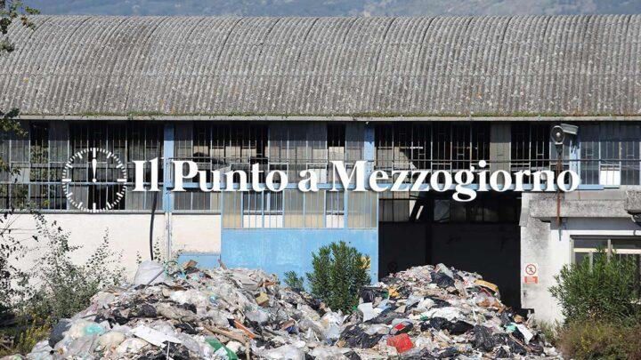 Tir carico di rifiuti li abbandona in ex fabbrica della zona industriale di Cassino