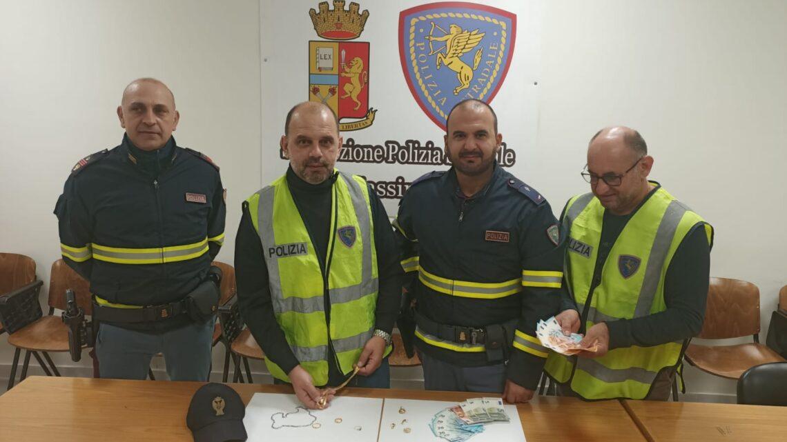 Cassino – Ancora una truffa agli anziani scoperta dai poliziotti della stradale