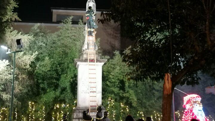 Festa dell’Immacolata, i vigili del fuoco di Cassino incoronano la Madonnina