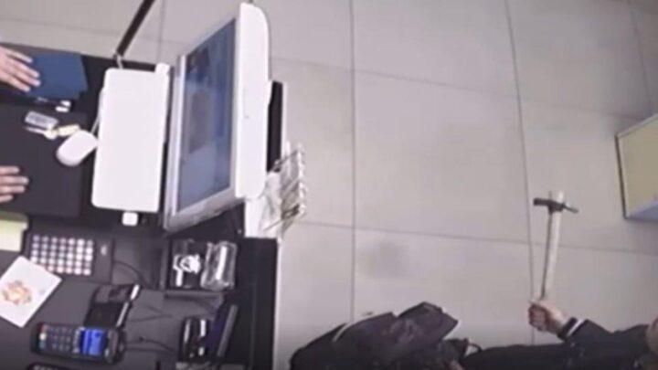 Tenta di rapinare un negozio di ottica armato di martello, 44enne arrestato a Caserta