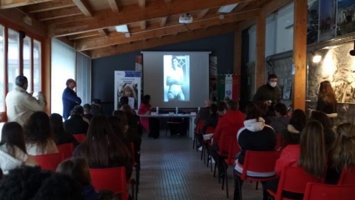 Quaranta studenti “Testimoni di pace” al museo Historiale con l’Associazione Nazionale Vittime Civili di Guerra