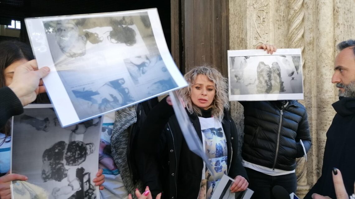 La rabbia della madre di Pamela Mastropietro in aula a Perugia