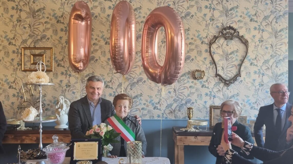 Cassino – Nonna Libera compie cento anni, gli auguri dell’amministrazione comunale