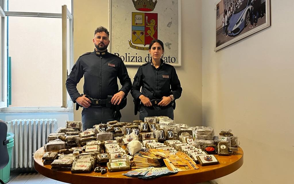 In casa oltre 46 chili tra hashish e cocaina, arrestato 32enne a Colonna