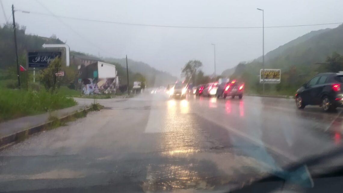 Maltempo, superstrada Cassino-Formia allagata