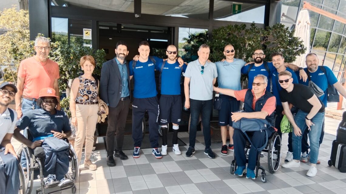 È arrivata la Nazionale italiana di basket in carrozzina. Primo allenamento oggi pomeriggio È arrivata la Nazionale italiana di basket in carrozzina. Primo allenamento oggi pomeriggio