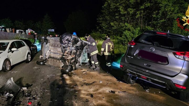Isernia – Tragico incidente stradale, feriti tre giovani