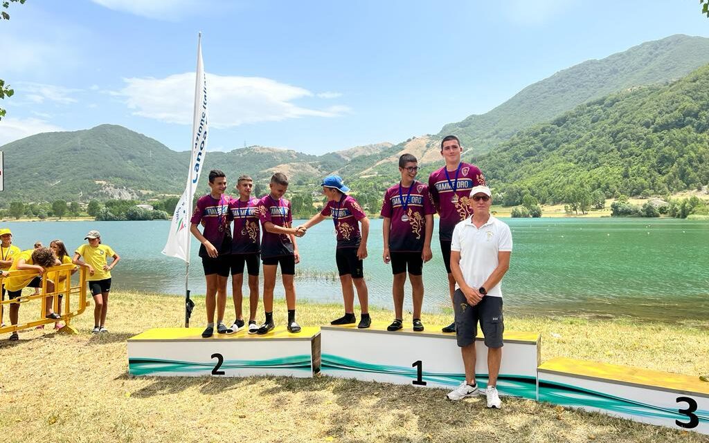 Il GS Fiamme Oro Sabaudia trionfa alla II Prova Nazionale del Circuito Canoagiovani Il GS Fiamme Oro Sabaudia trionfa alla II Prova Nazionale del Circuito Canoagiovani