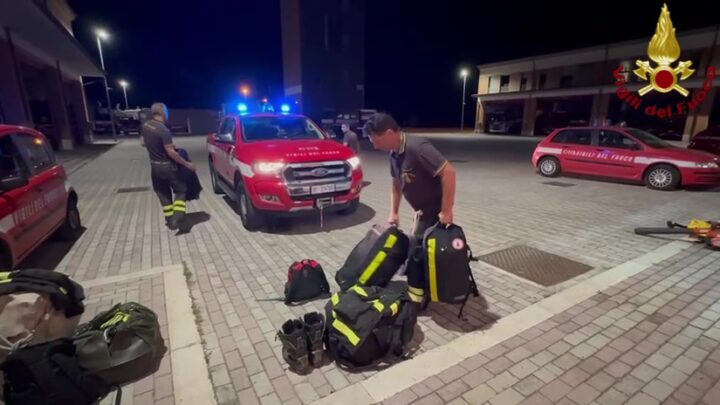 Emergenza incendi in Calabria, partita colonna mobile dei Vigili del Fuoco di Isernia