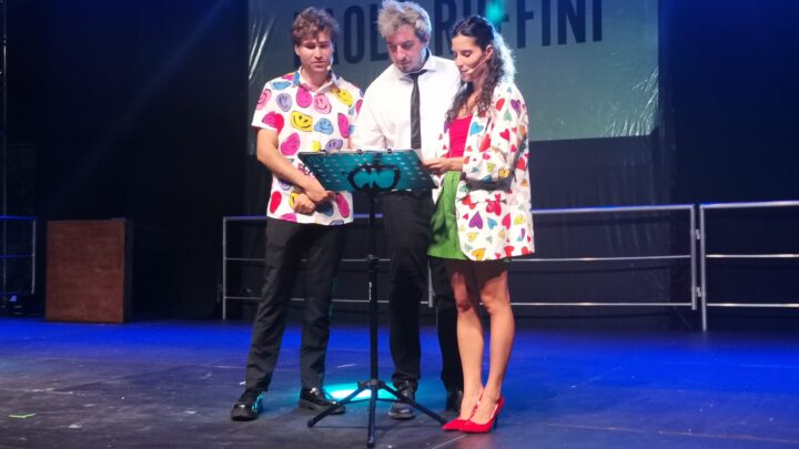 Uno show nello show e poi ancora show: Paolo Ruffini e Casa Abis all’Arena Historiale con Kubrick, Emilio e Alfredo