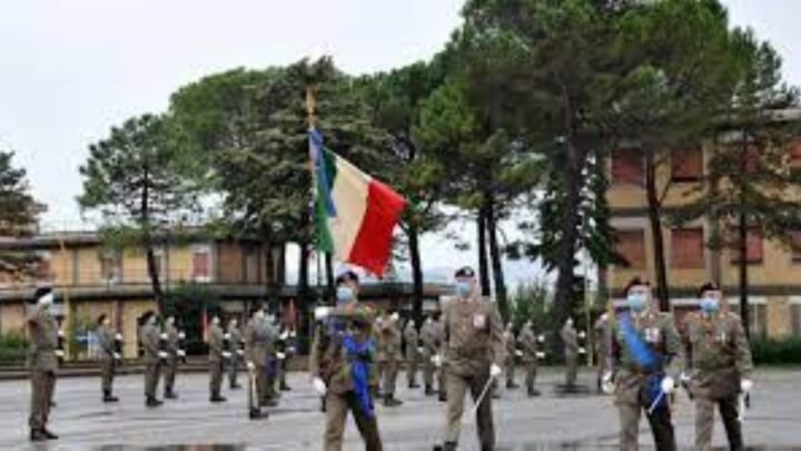 Ultimo giuramento alla caserma ‘Lolli Ghetti’   dei Volontari del 80° Reggimento Fanteria “Roma”