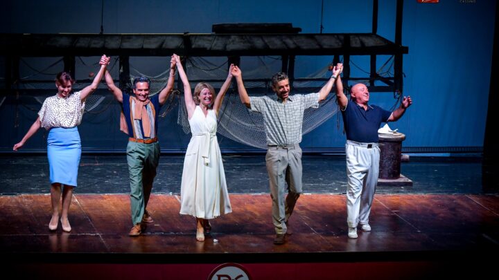 Teatro Manzoni Cassino, il pubblico ‘travolto’ dagli attori Giuseppe Zeno ed Euridice Axen