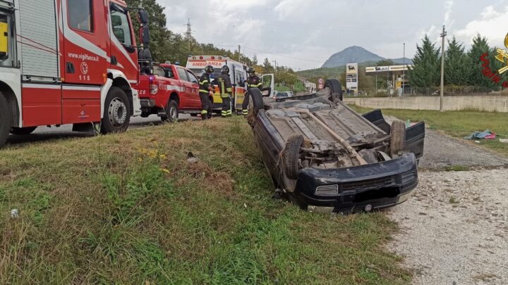 Incidente stradale a Scapoli, cinque feriti