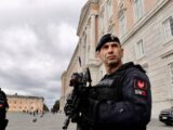 Festività in sicurezza, reparti speciali dei carabinieri alla Reggia di Caserta