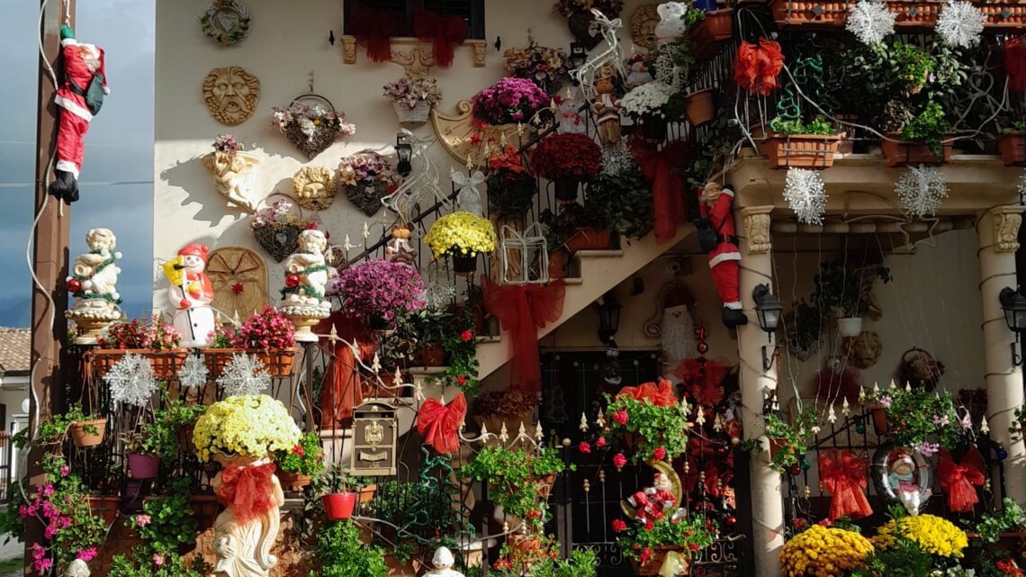 A Cassino inaugurata nel giorno dell’Immacolata la casa del Natale della famiglia Pallucci