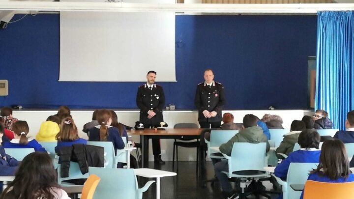 “Cultura della Legalità” i Carabinieri incontrano gli studenti del II Istituto Comprensivo