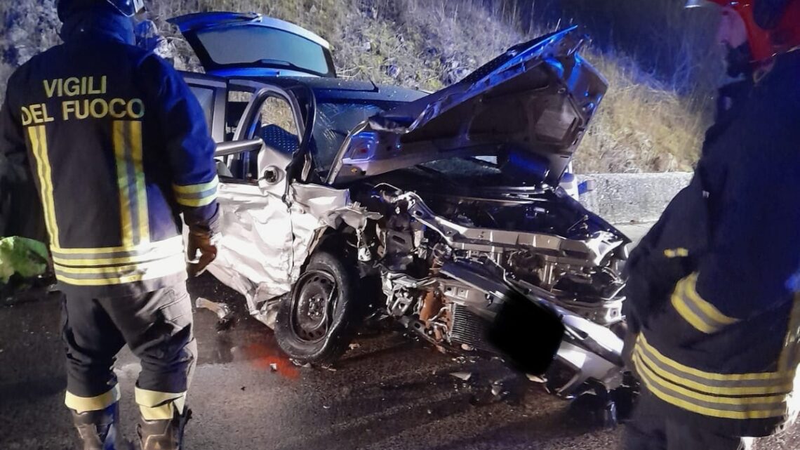 Grave incidente sulla SS652 a confine tra Molise e Abruzzo, tre feriti