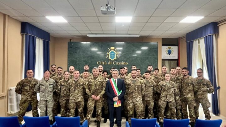 Ringraziamento ai militari e gemellaggio con la Scuola polacca