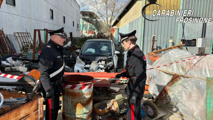 Deposito incontrollato di rifiuti, sequestrato piazzale ad Ausonia