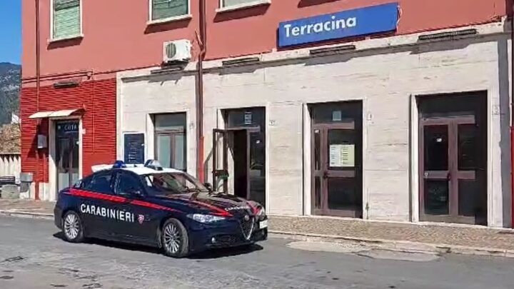 Cadavere in stazione a Terracina, indagini in corso