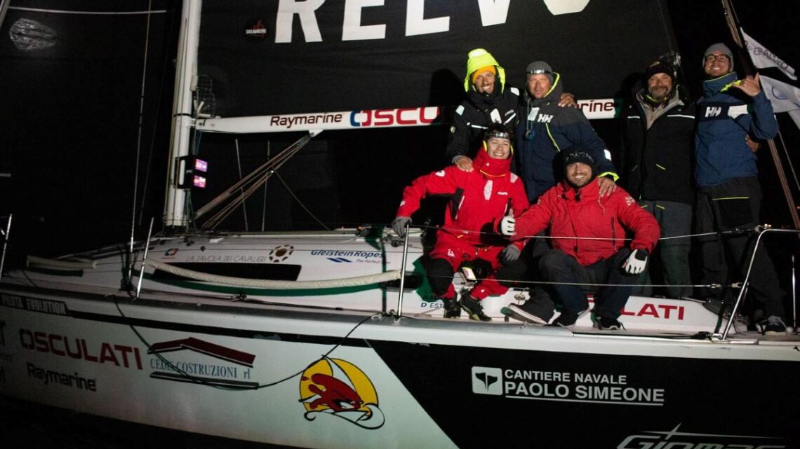 Globulo Rosso, Yacth Club Gaeta, trionfa alla       V edizione della “Vesuvio Race”