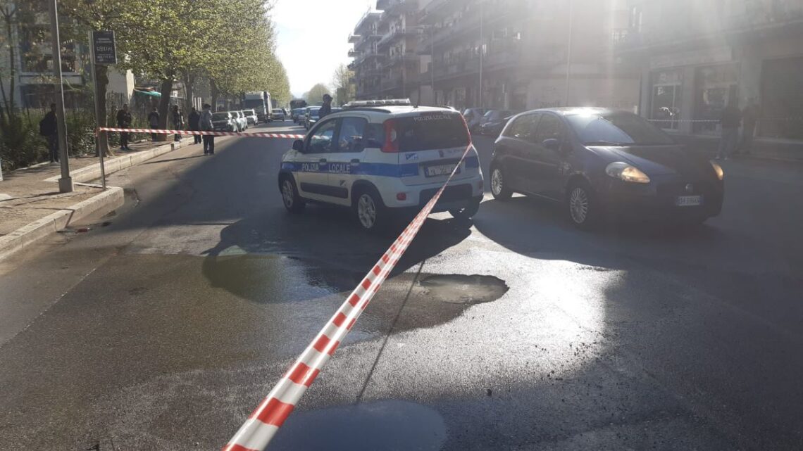 Una perdita idrica in via Garigliano e una mucca vagante su via Montecassino impegnano la Polizia locale Una perdita idrica in via Garigliano e una mucca vagante su via Montecassino impegnano la Polizia locale