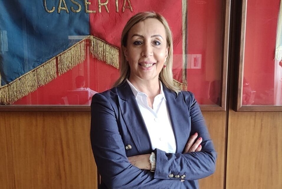 Lutto a Caserta, è scomparsa la consigliera comunale Daniela Dello Buono Lutto a Caserta, è scomparsa la consigliera comunale Daniela Dello Buono