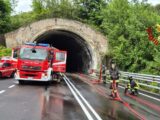 Camion in fiamme in galleria ad Atina, Vigili del Fuoco salvano tre persone
