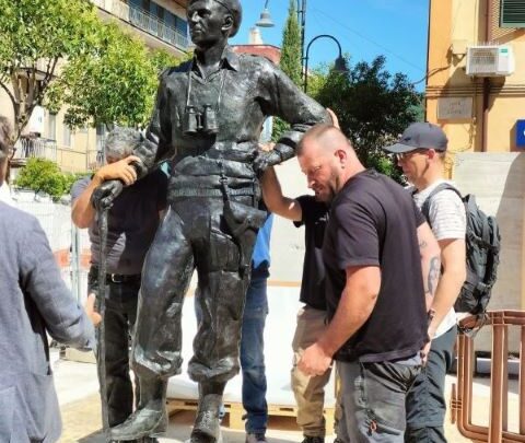 80 °Anniversario della Distruzione di Cassino, posizionata la statua in bronzo del Gen. Anders