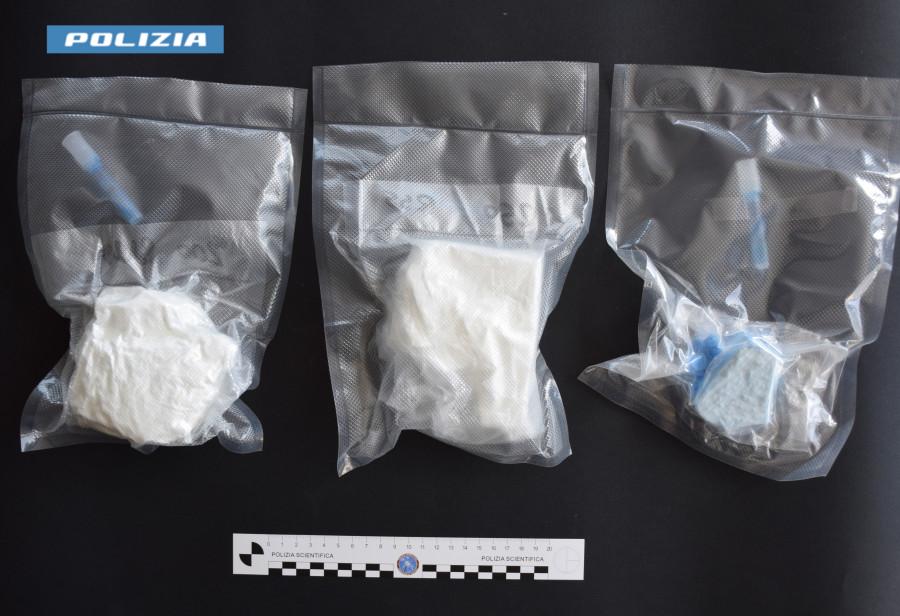 Operazione Antidroga: la Questura di Frosinone sferra un duro colpo al traffico di cocaina Operazione Antidroga: la Questura di Frosinone sferra un duro colpo al traffico di cocaina