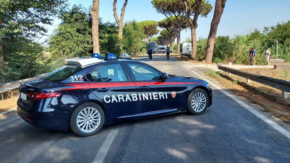 Incidente stradale tra moto e tir a Terracina, un morto. Chiusa l’Appia in entrambe le direzioni Incidente stradale tra moto e tir a Terracina, un morto. Chiusa l’Appia in entrambe le direzioni
