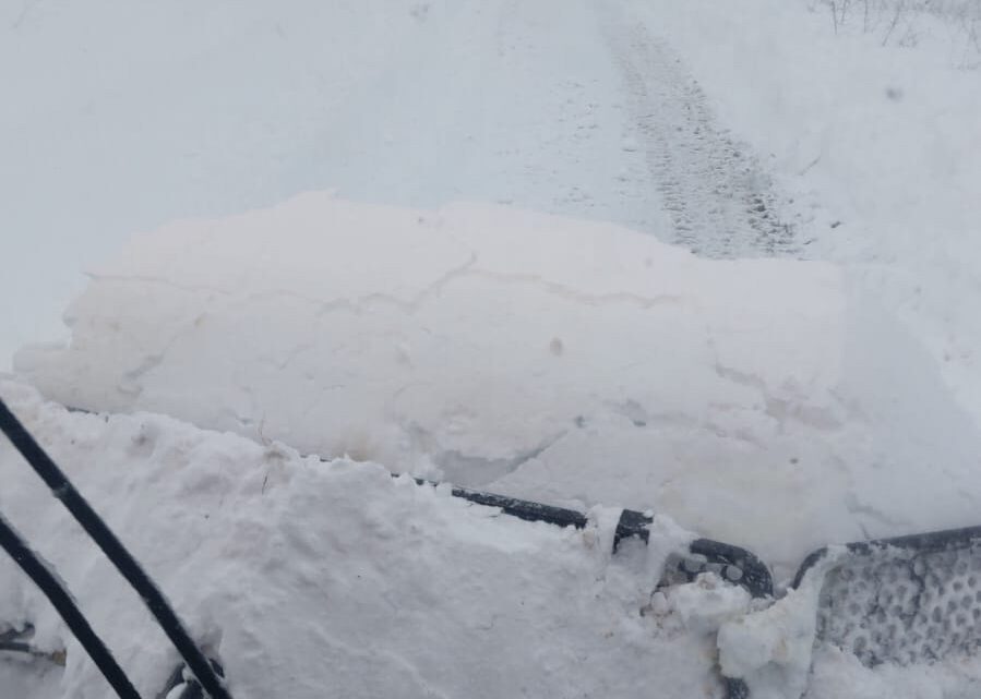 Bufera di neve in Molise, Vigili del Fuoco con il gatto delle nevi soccorrono due anziani Bufera di neve in Molise, Vigili del Fuoco con il gatto delle nevi soccorrono due anziani