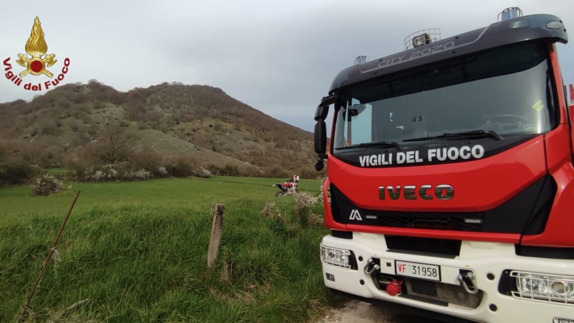 Miranda – Escursionisti bloccati in moto: salvati dai Vigili del Fuoco in località Santa Lucia Miranda – Escursionisti bloccati in moto: salvati dai Vigili del Fuoco in località Santa Lucia