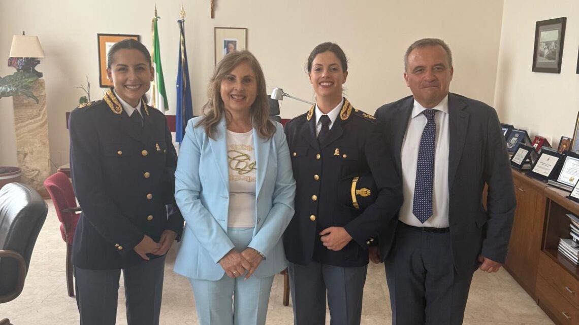Francesca Bruni e Angela D’Auria sono le nuove Funzionarie della Questura di Latina Francesca Bruni e Angela D’Auria sono le nuove Funzionarie della Questura di Latina